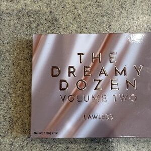 Lawless limited edition Dreamy Dozen Volume 2 talc free.